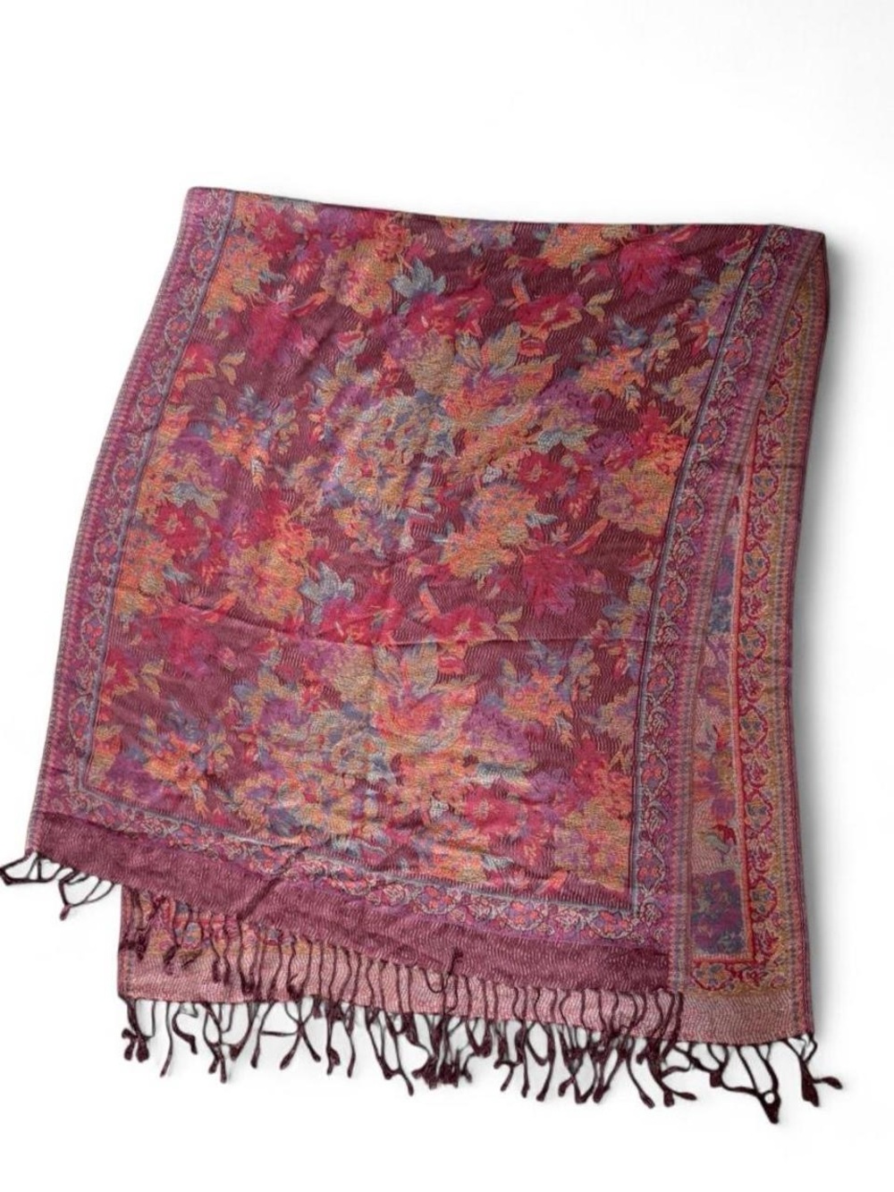 Beautiful 90% cashmere and 10% silk scarf